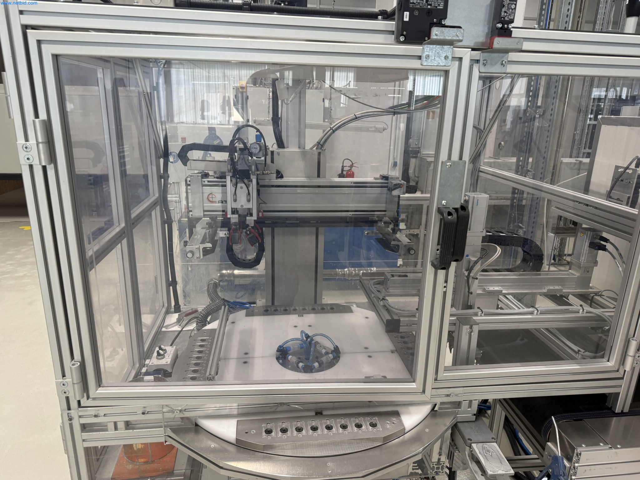 Installations de production ultramodernes pour la céramique technique et les éléments chauffants PTC-16
