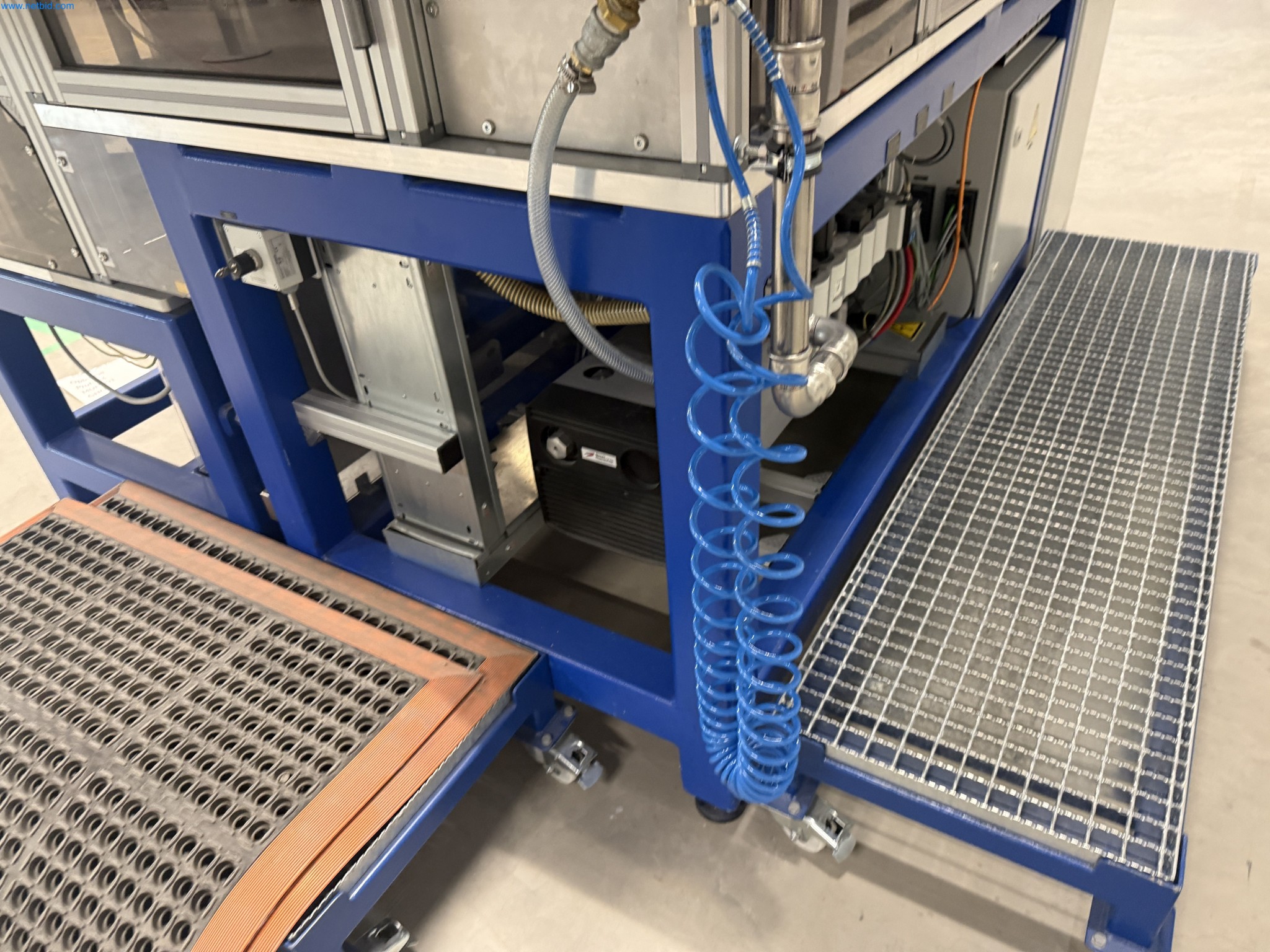 State-of-the-art production facilities for technical ceramics and PTC heating elements-6