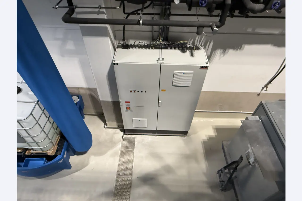 Špičková výrobní zařízení pro technickou keramiku a PTC topné prvky-1