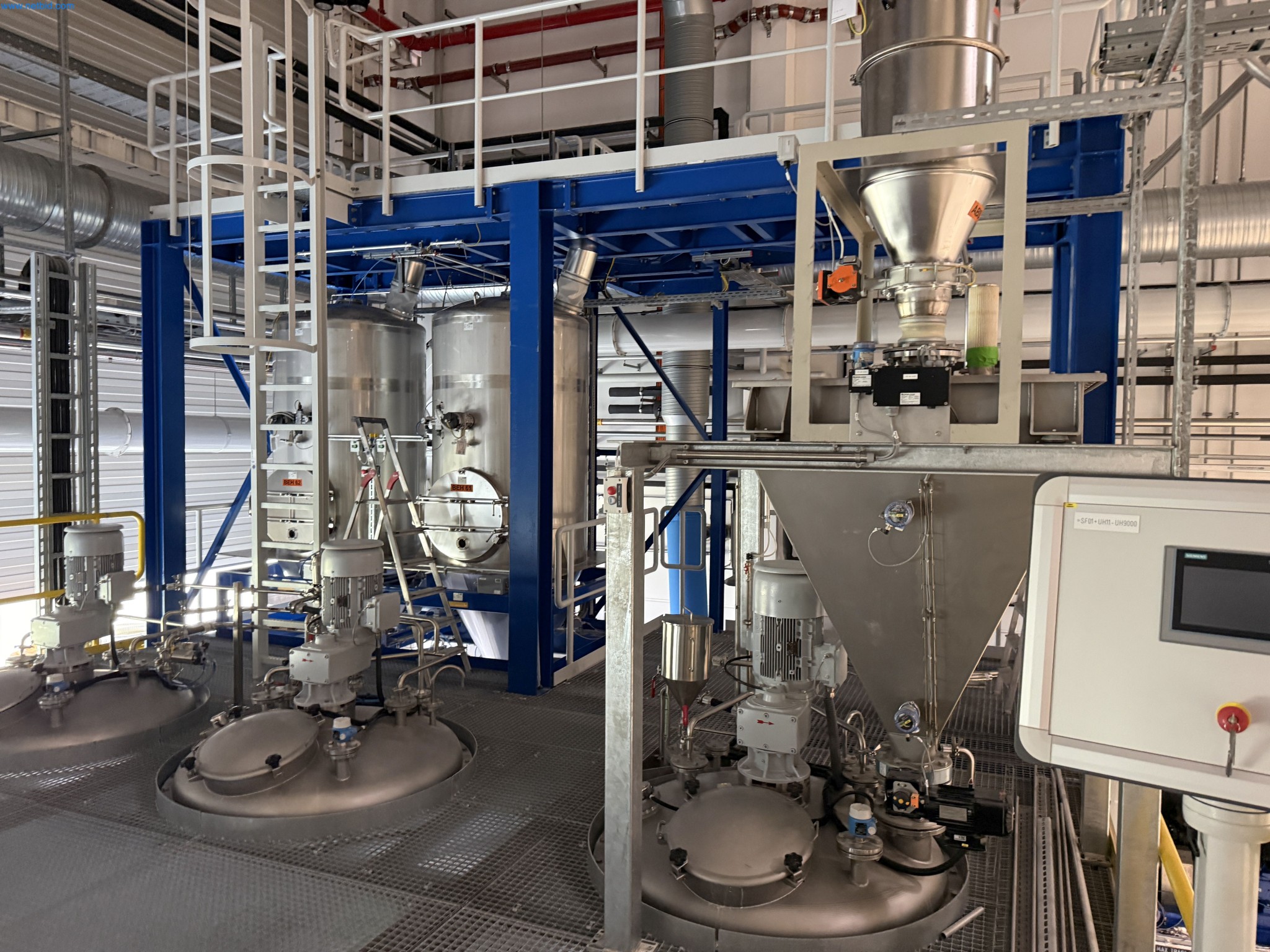 State-of-the-art production facilities for technical ceramics and PTC heating elements-10