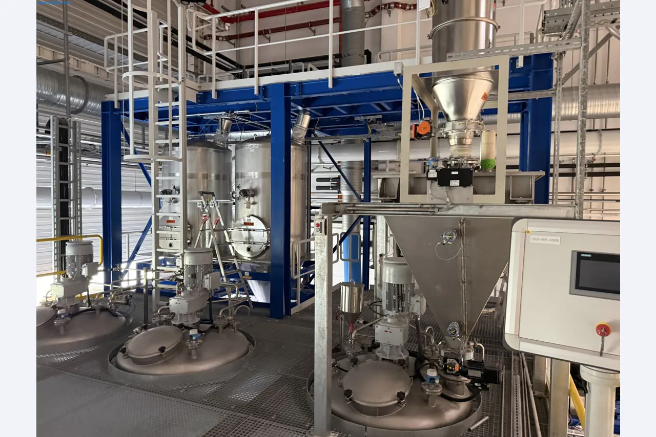 State-of-the-art production facilities for technical ceramics and PTC heating elements-10