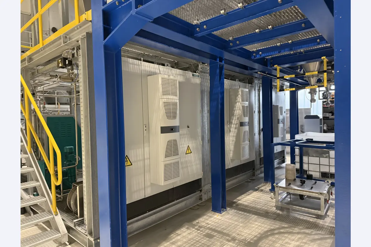 State-of-the-art production facilities for technical ceramics and PTC heating elements-29