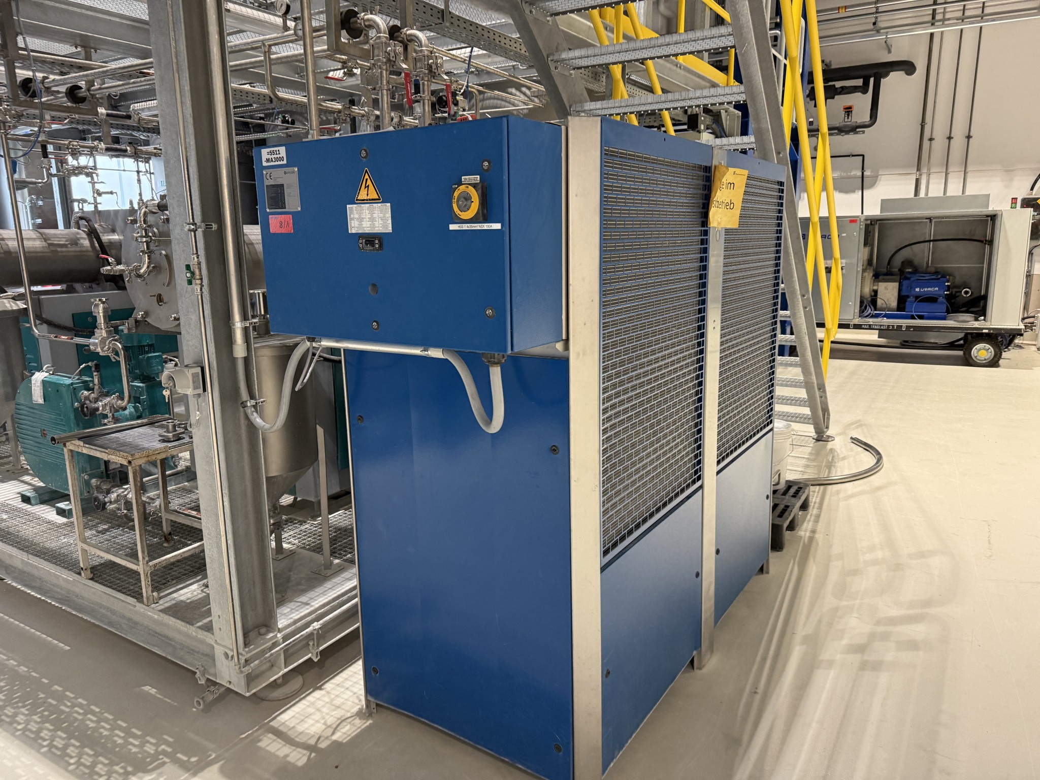 State-of-the-art production facilities for technical ceramics and PTC heating elements-32
