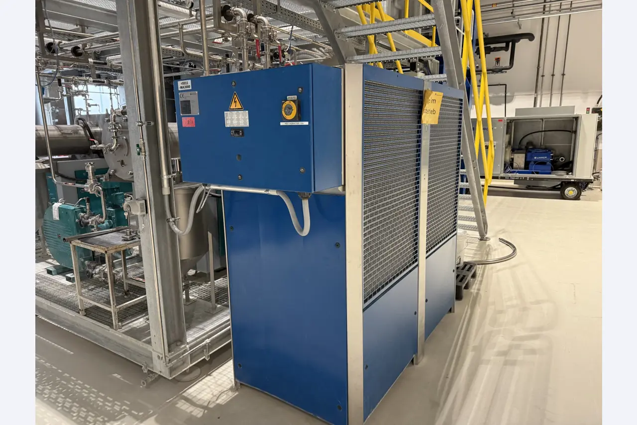 State-of-the-art production facilities for technical ceramics and PTC heating elements-32