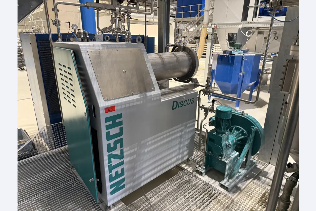 State-of-the-art production facilities for technical ceramics and PTC heating elements-33