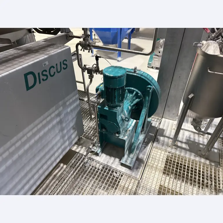 State-of-the-art production facilities for technical ceramics and PTC heating elements-34