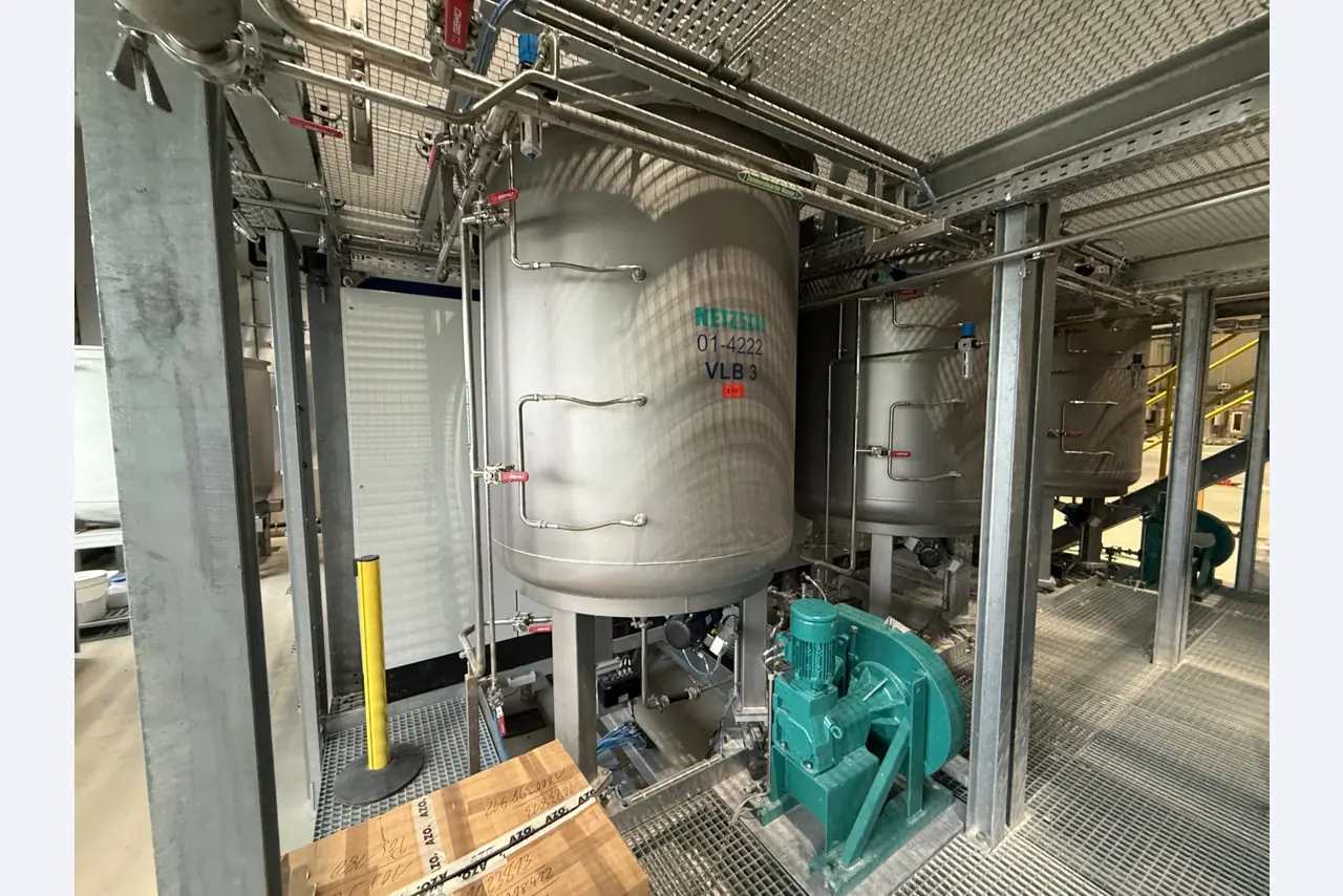 State-of-the-art production facilities for technical ceramics and PTC heating elements-37