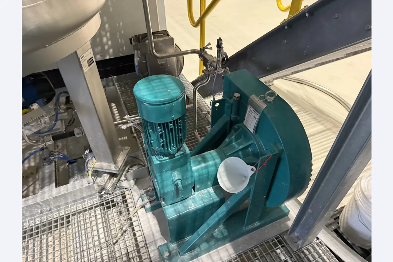 State-of-the-art production facilities for technical ceramics and PTC heating elements-41