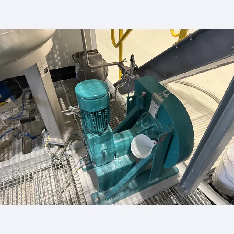 State-of-the-art production facilities for technical ceramics and PTC heating elements-41