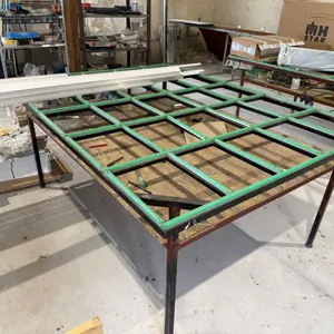 2 Desks