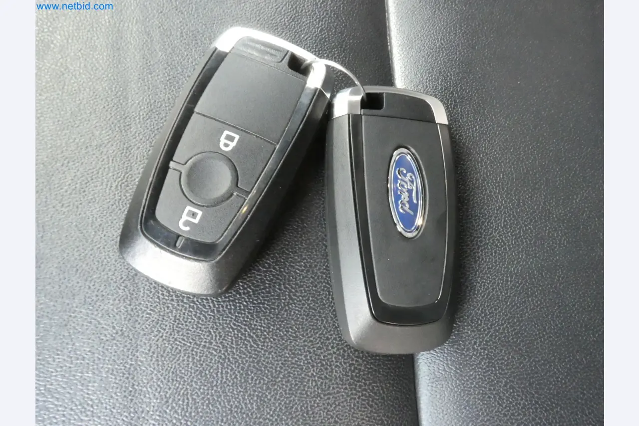 Fahrzeuge, Anhänger und Hubwagen-18