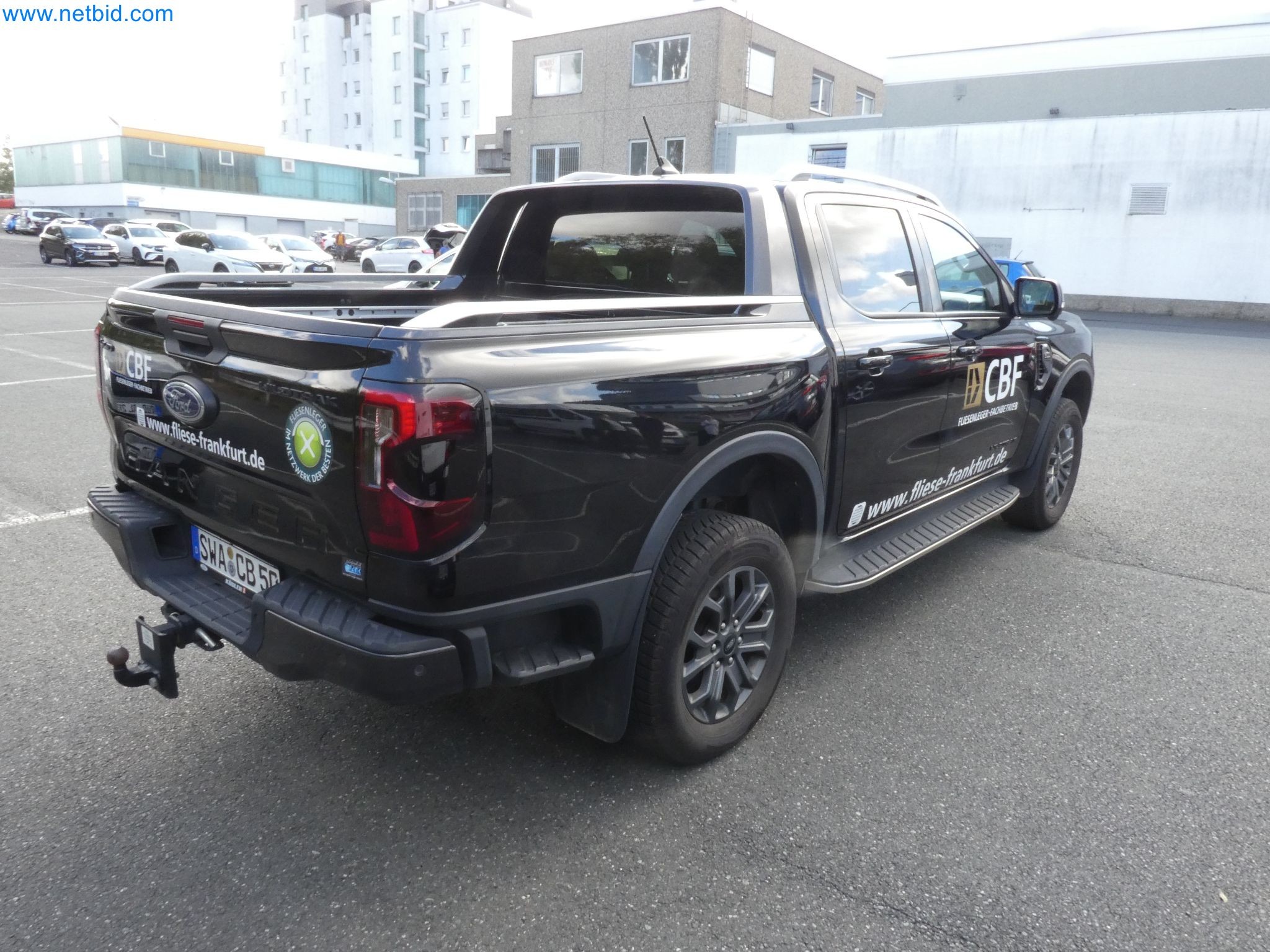 Fahrzeuge, Anhänger und Hubwagen-24