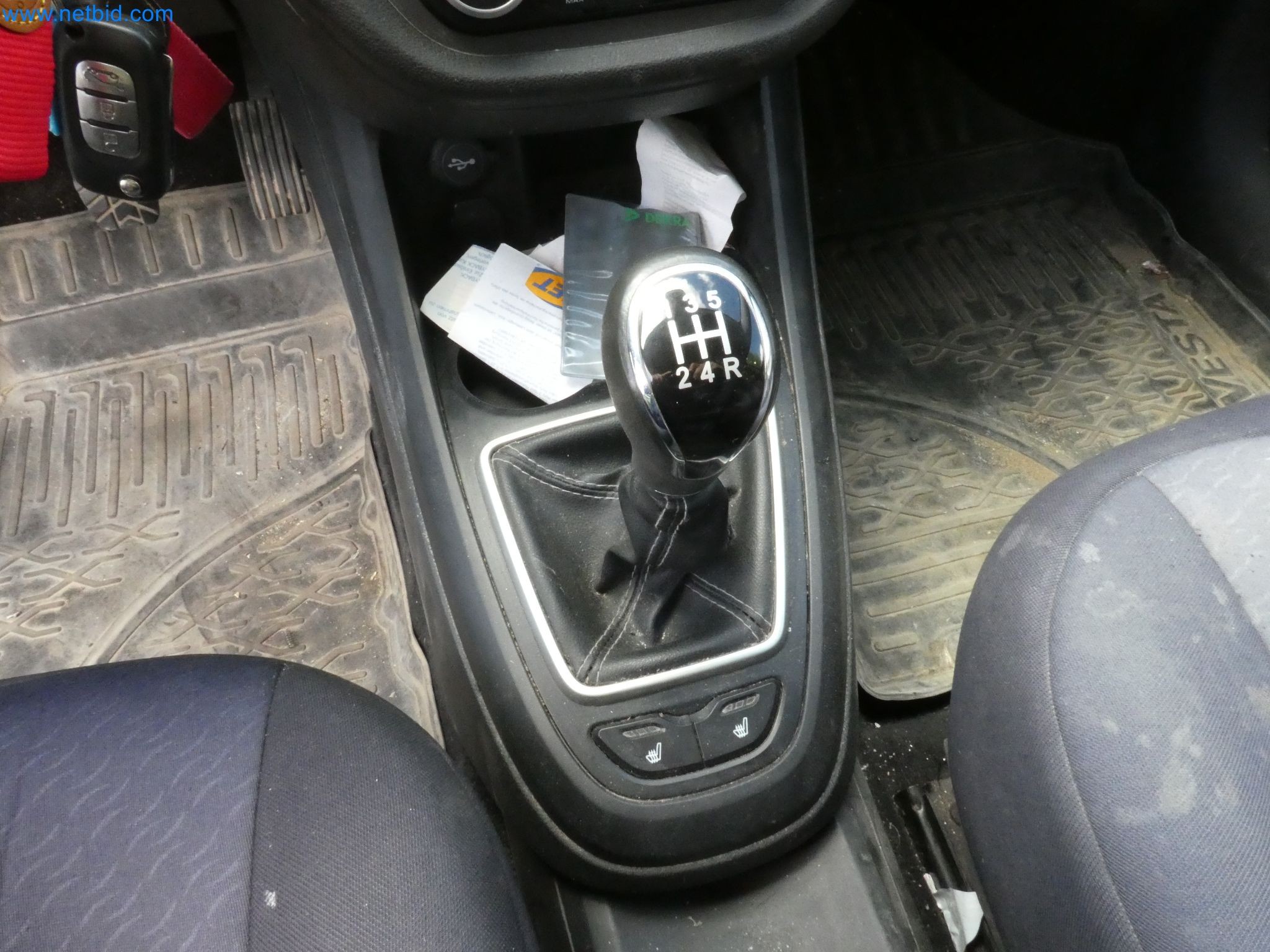 Fahrzeuge, Anhänger und Hubwagen-11