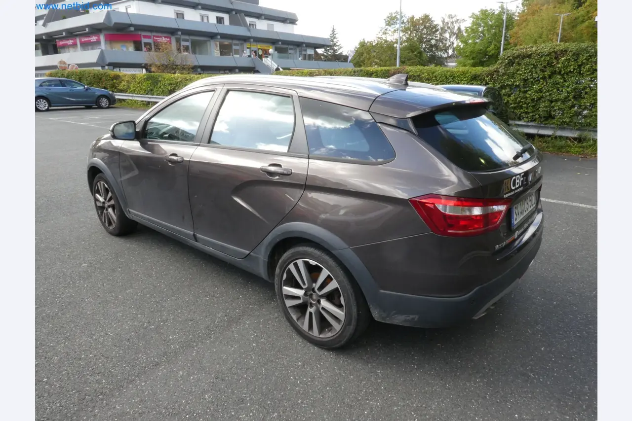 Fahrzeuge, Anhänger und Hubwagen-12