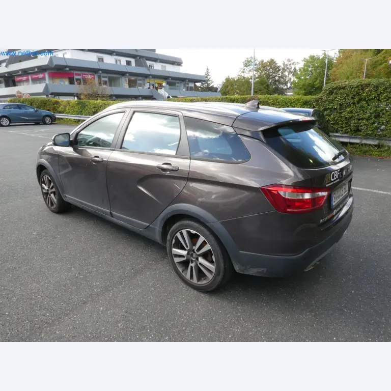 Fahrzeuge, Anhänger und Hubwagen-12