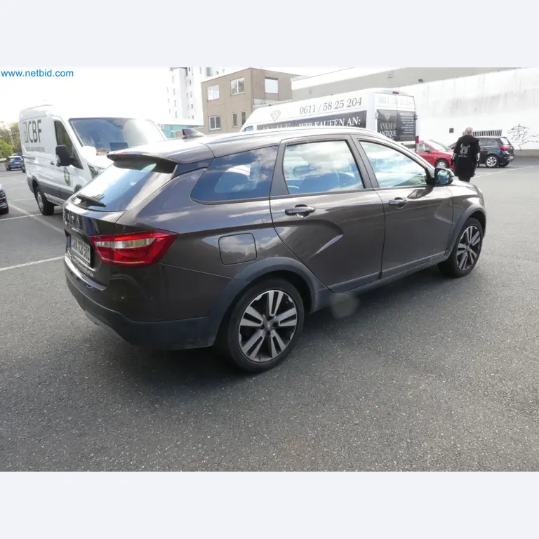 Fahrzeuge, Anhänger und Hubwagen-19