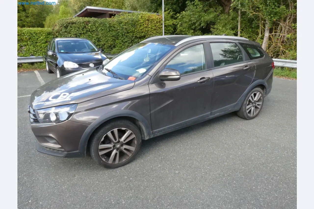 Fahrzeuge, Anhänger und Hubwagen-1