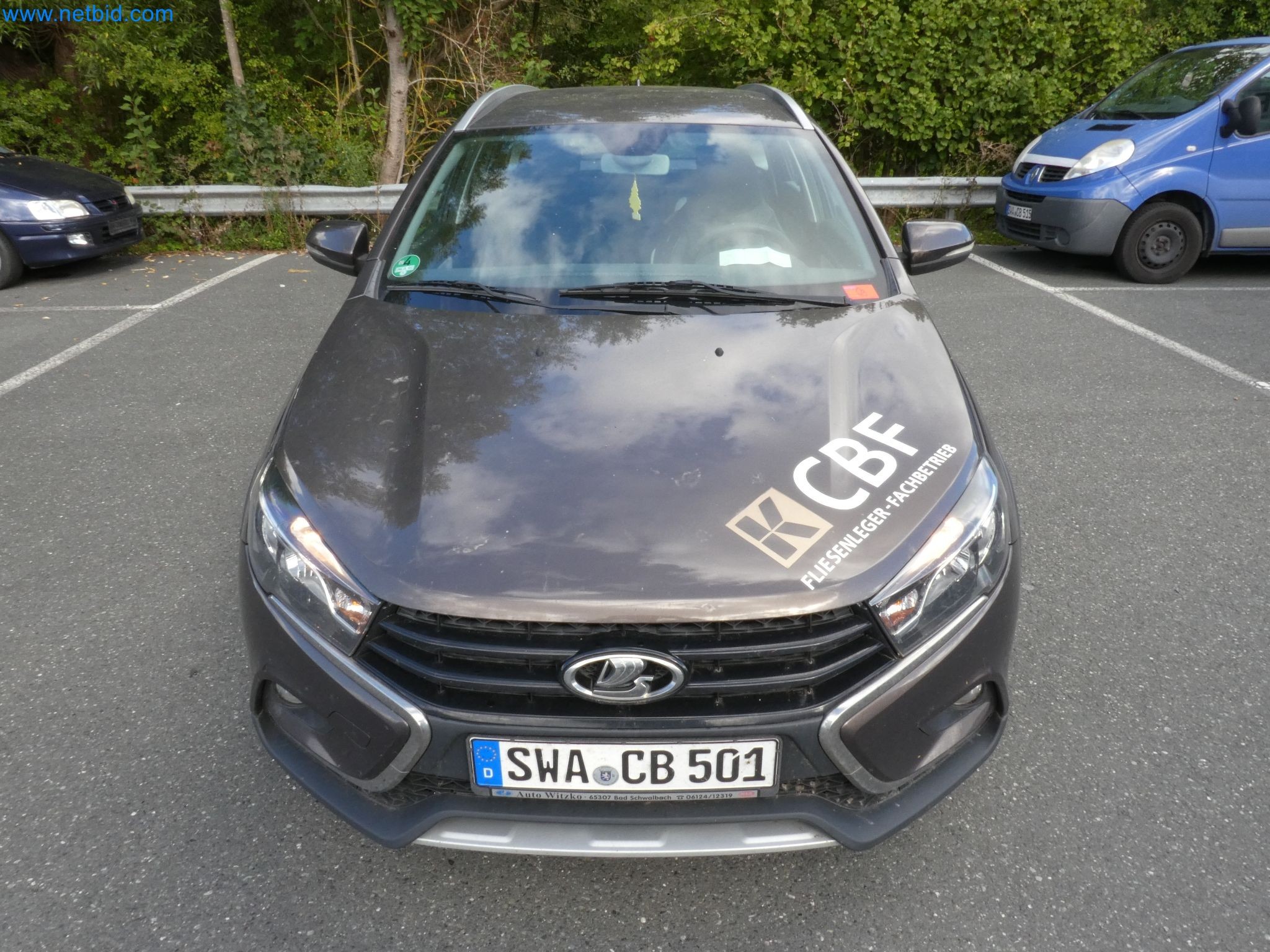 Fahrzeuge, Anhänger und Hubwagen-20