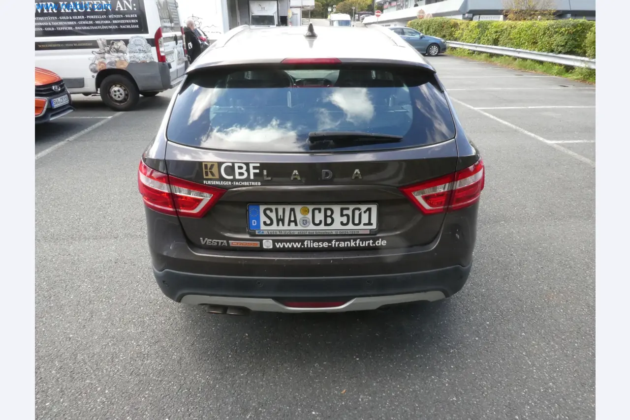 Fahrzeuge, Anhänger und Hubwagen-21