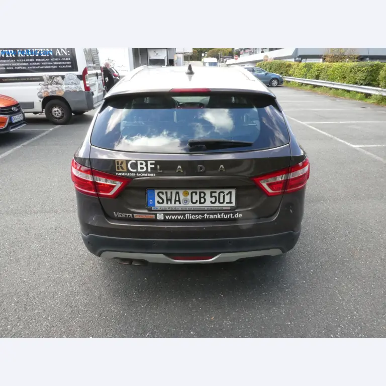 Fahrzeuge, Anhänger und Hubwagen-21