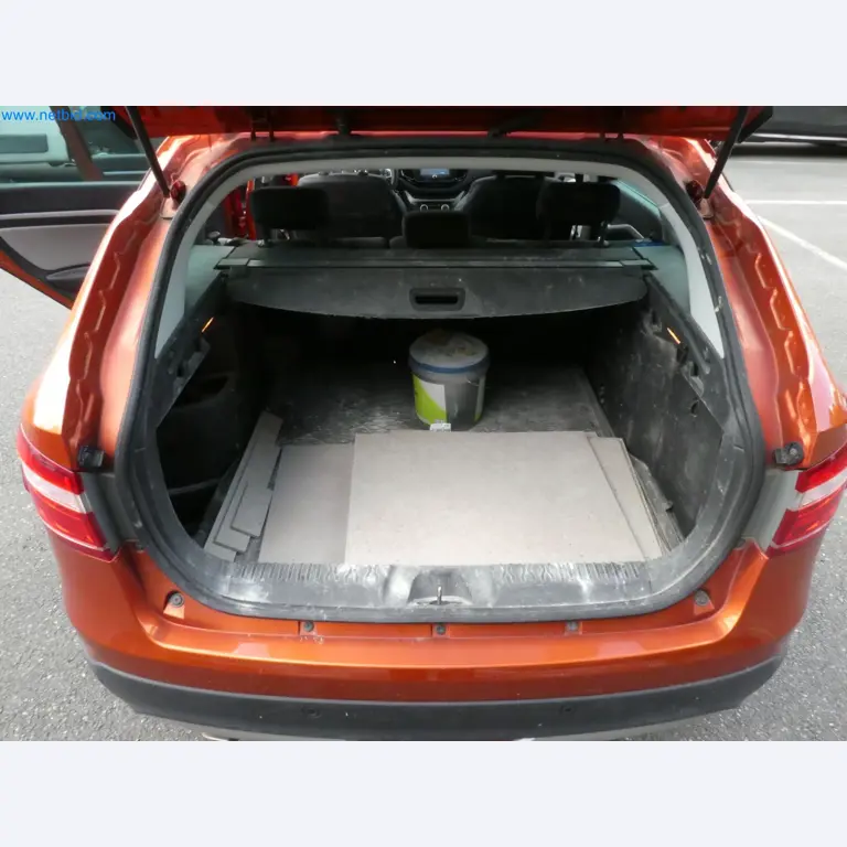 Fahrzeuge, Anhänger und Hubwagen-11