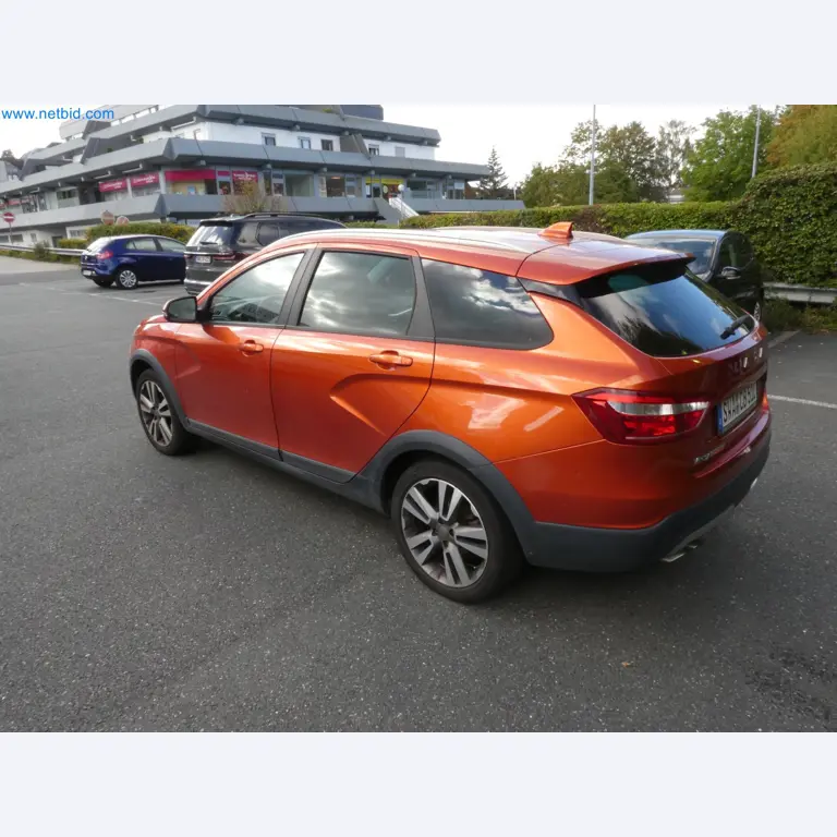 Fahrzeuge, Anhänger und Hubwagen-12