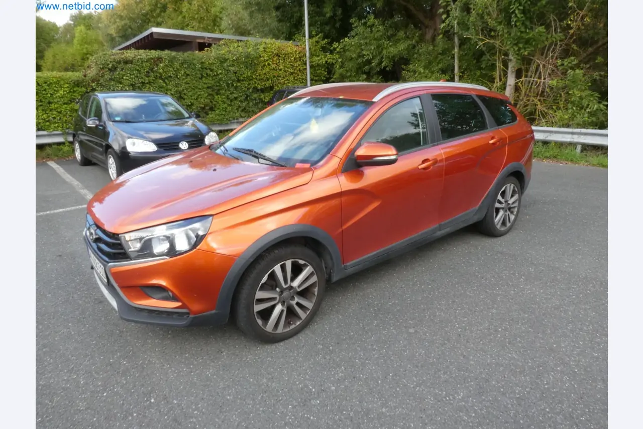 Fahrzeuge, Anhänger und Hubwagen-1