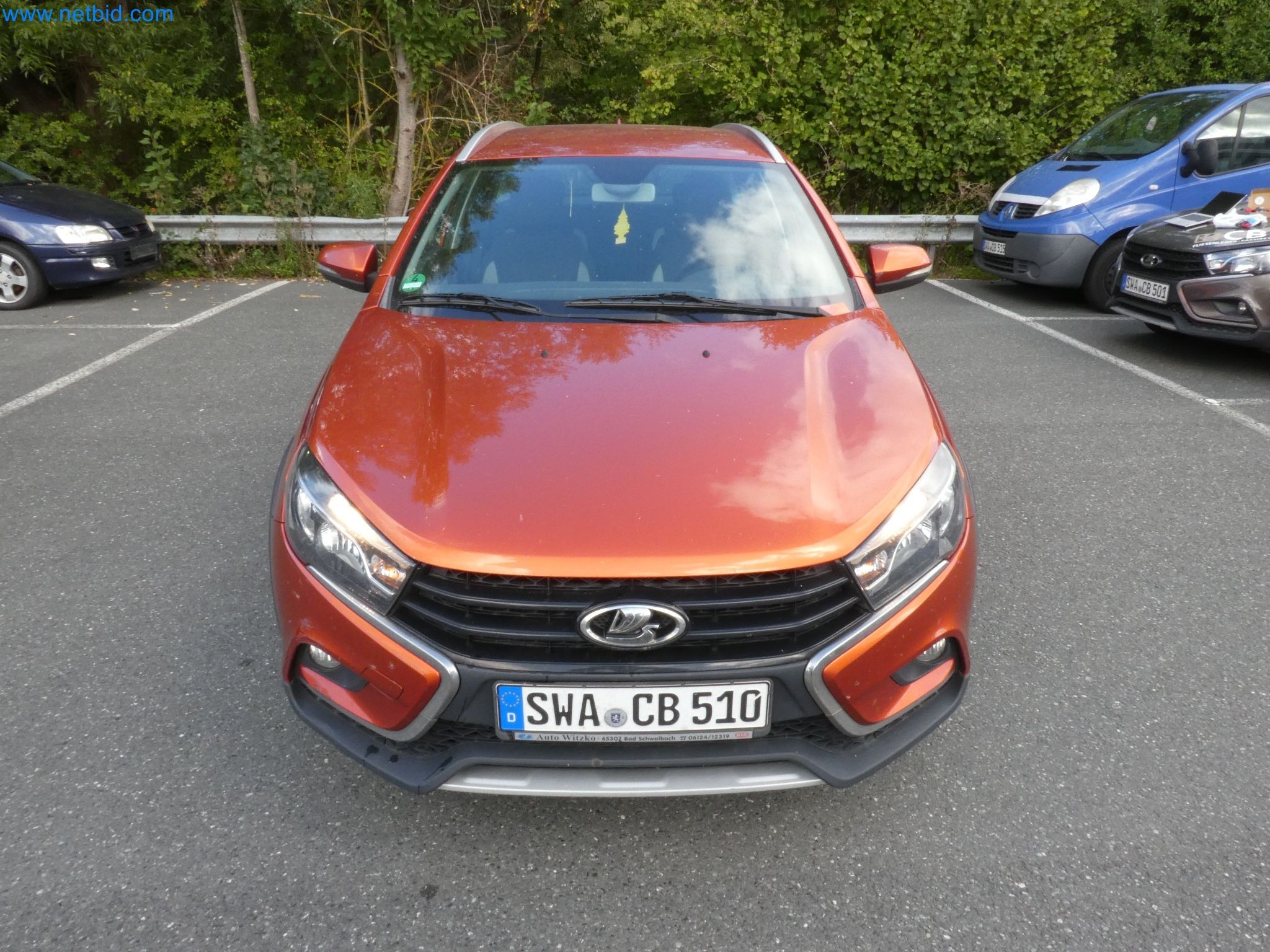 Fahrzeuge, Anhänger und Hubwagen-23