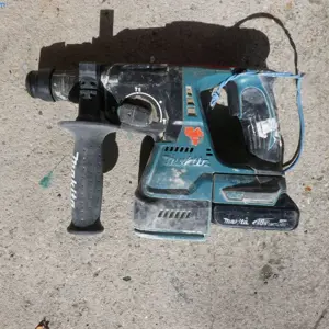 Akku-Bohrhammer Makita DHR243