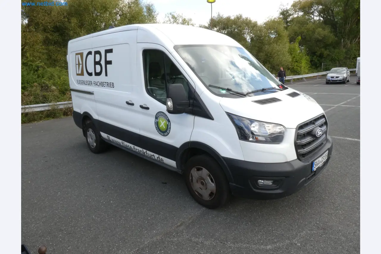Fahrzeuge, Anhänger und Hubwagen-23