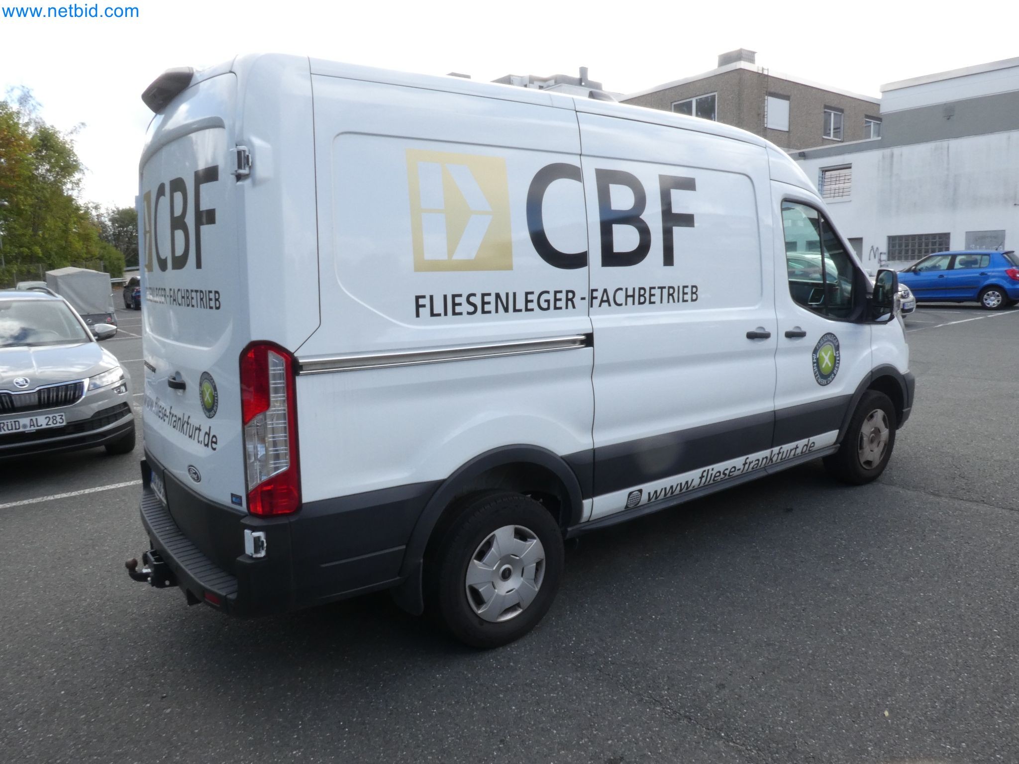 Fahrzeuge, Anhänger und Hubwagen-26