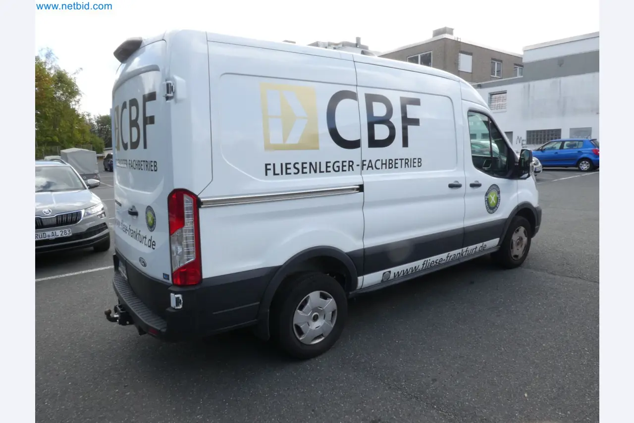 Fahrzeuge, Anhänger und Hubwagen-26