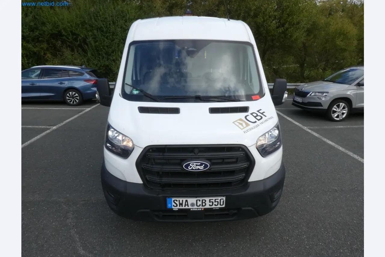 Fahrzeuge, Anhänger und Hubwagen-27