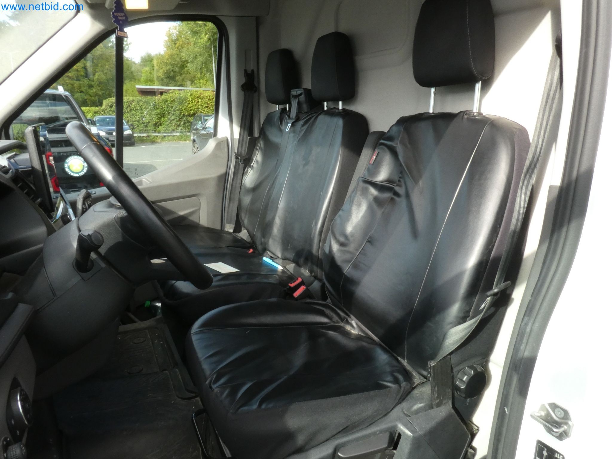 Fahrzeuge, Anhänger und Hubwagen-7