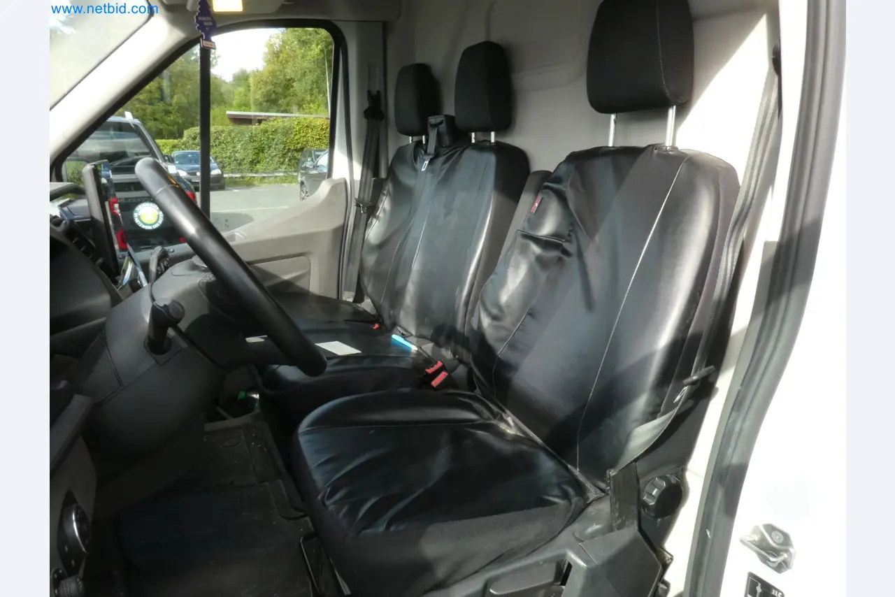 Fahrzeuge, Anhänger und Hubwagen-7