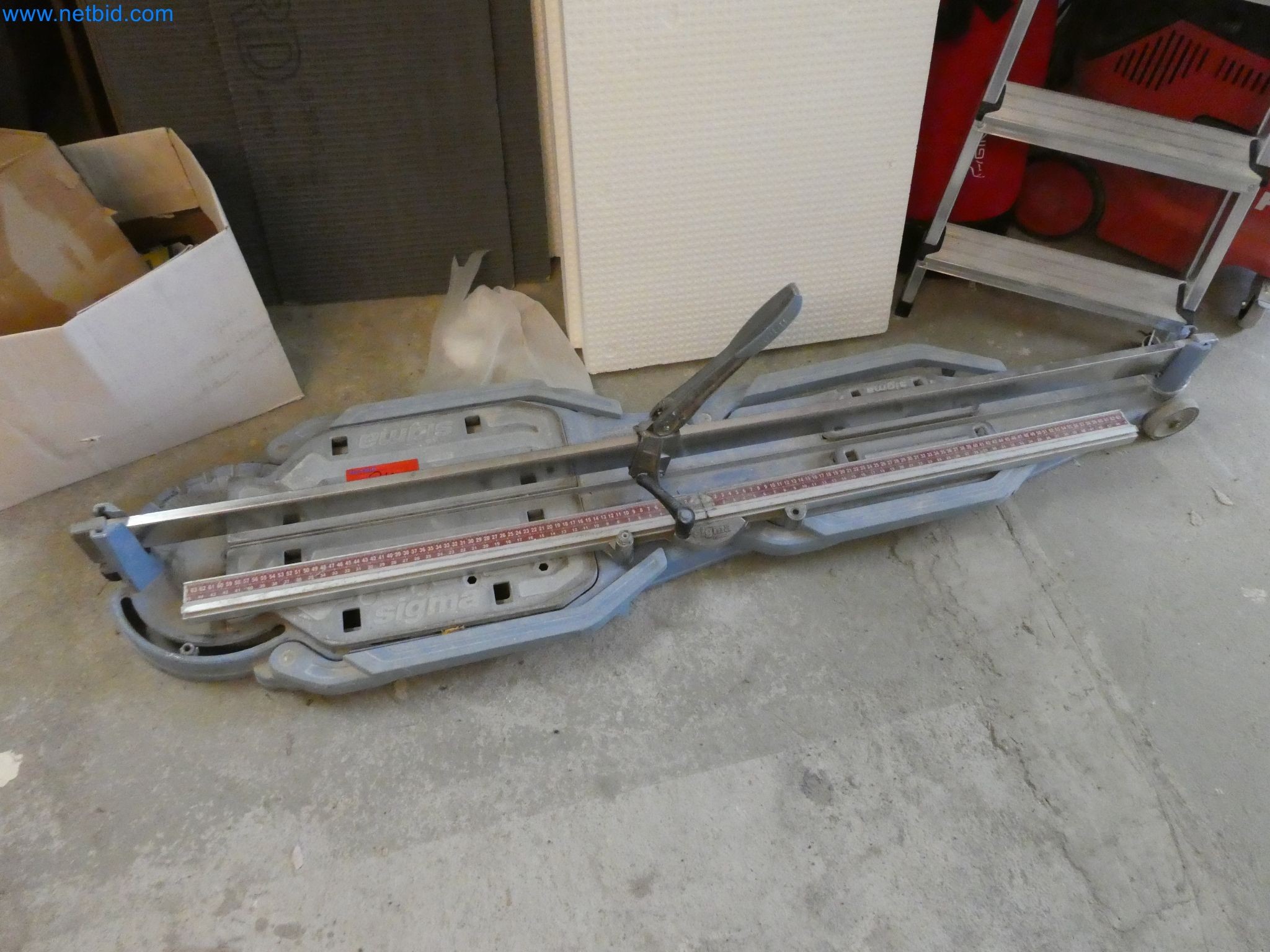 Fahrzeuge, Anhänger und Hubwagen-2