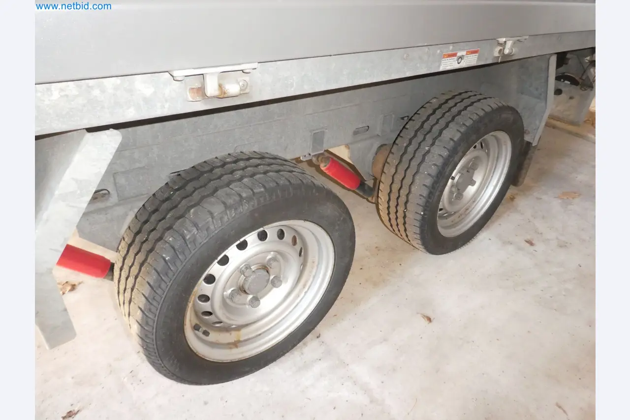 Fahrzeuge, Anhänger und Hubwagen-10