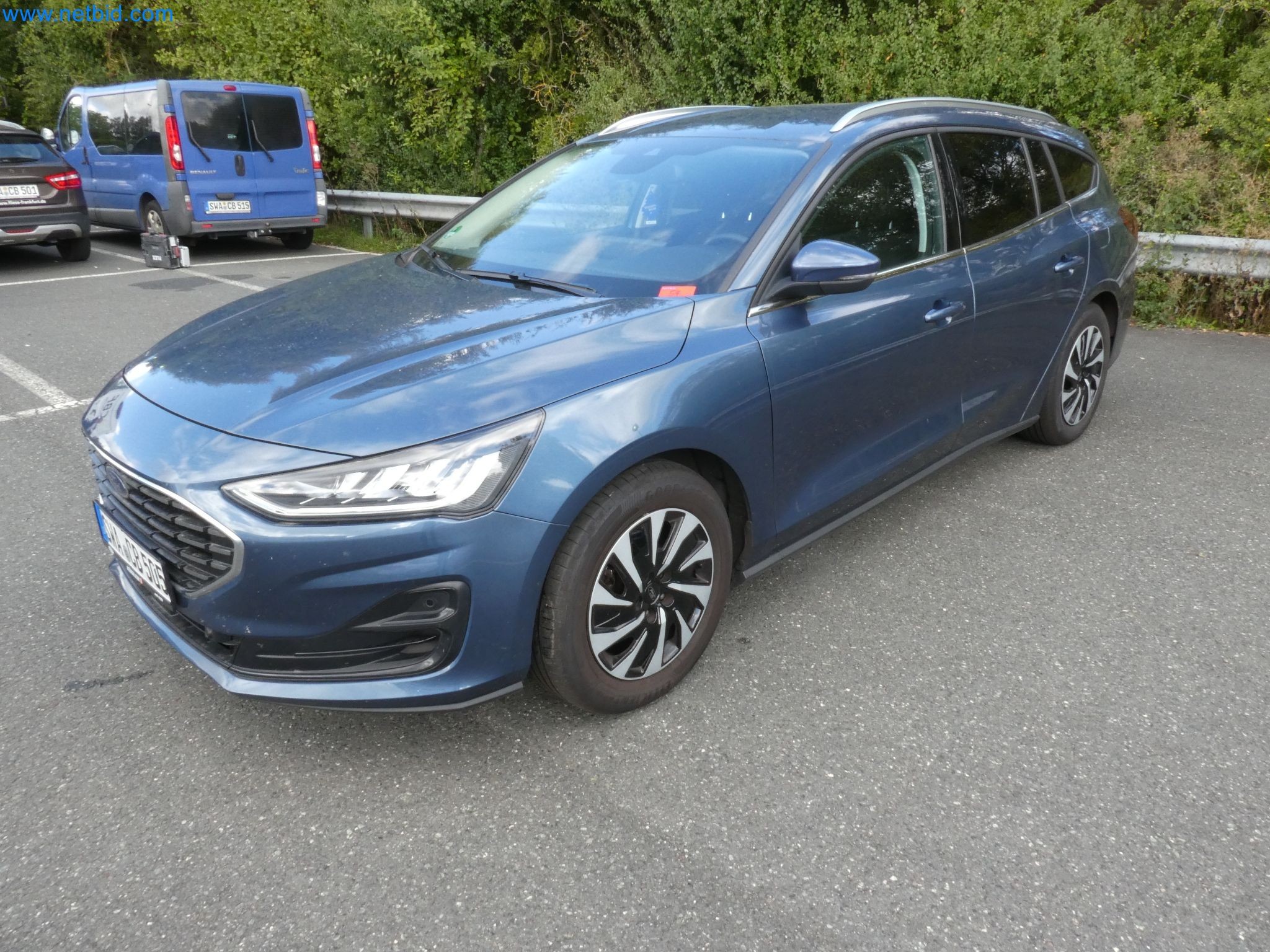 Fahrzeuge, Anhänger und Hubwagen-1
