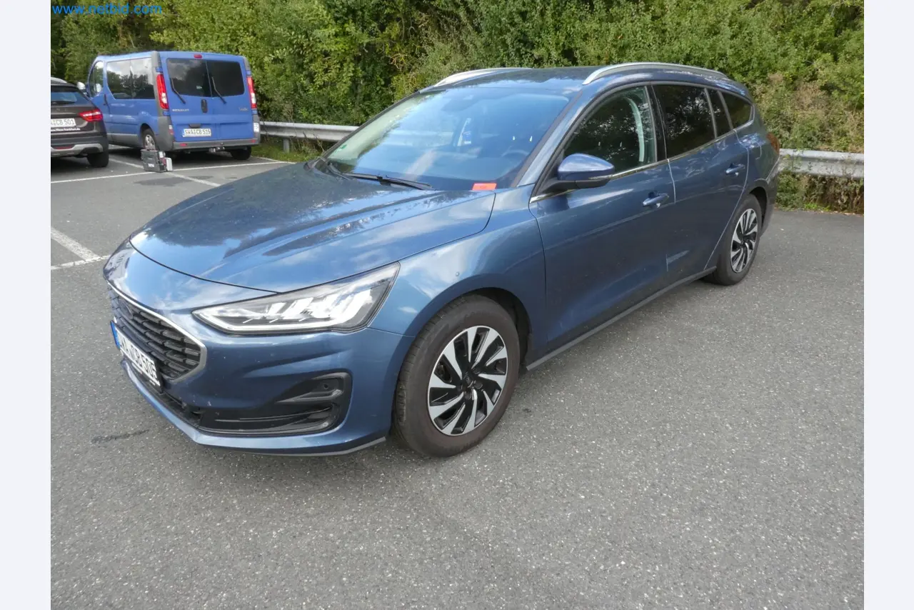 Fahrzeuge, Anhänger und Hubwagen-1