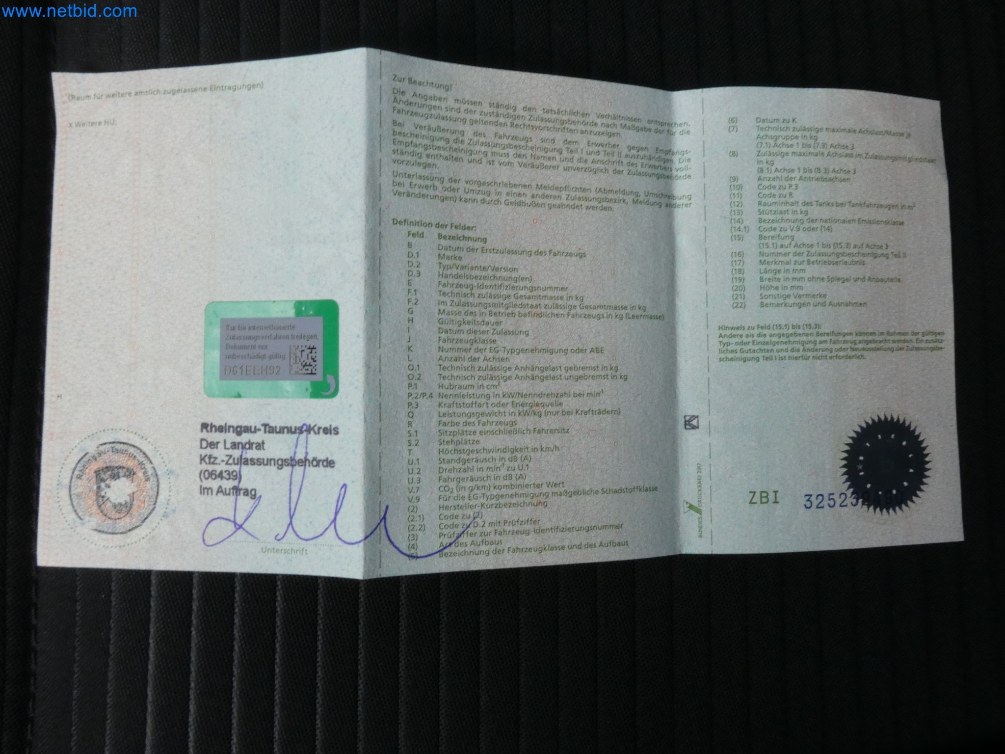Fahrzeuge, Anhänger und Hubwagen-21