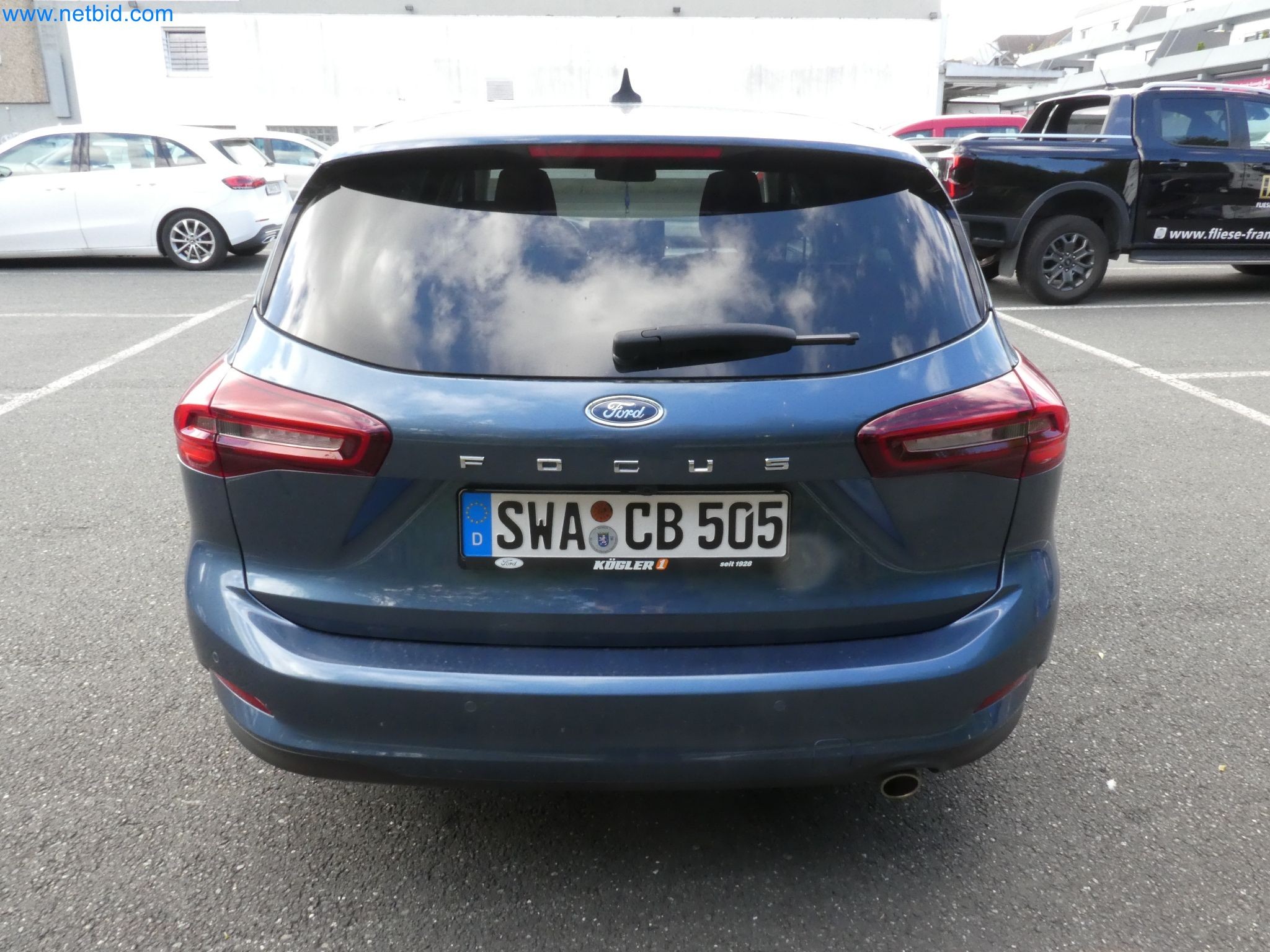 Fahrzeuge, Anhänger und Hubwagen-28