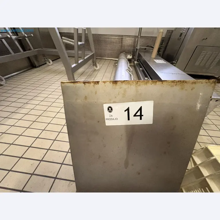 Meat and poultry processing machinery and equipment
-7