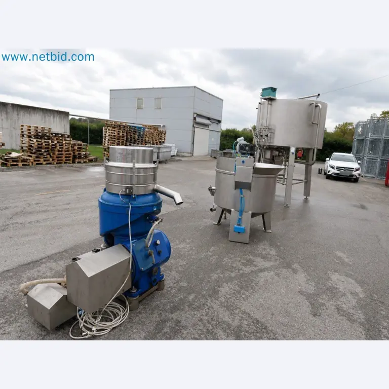 Meat and poultry processing machinery and equipment
-1