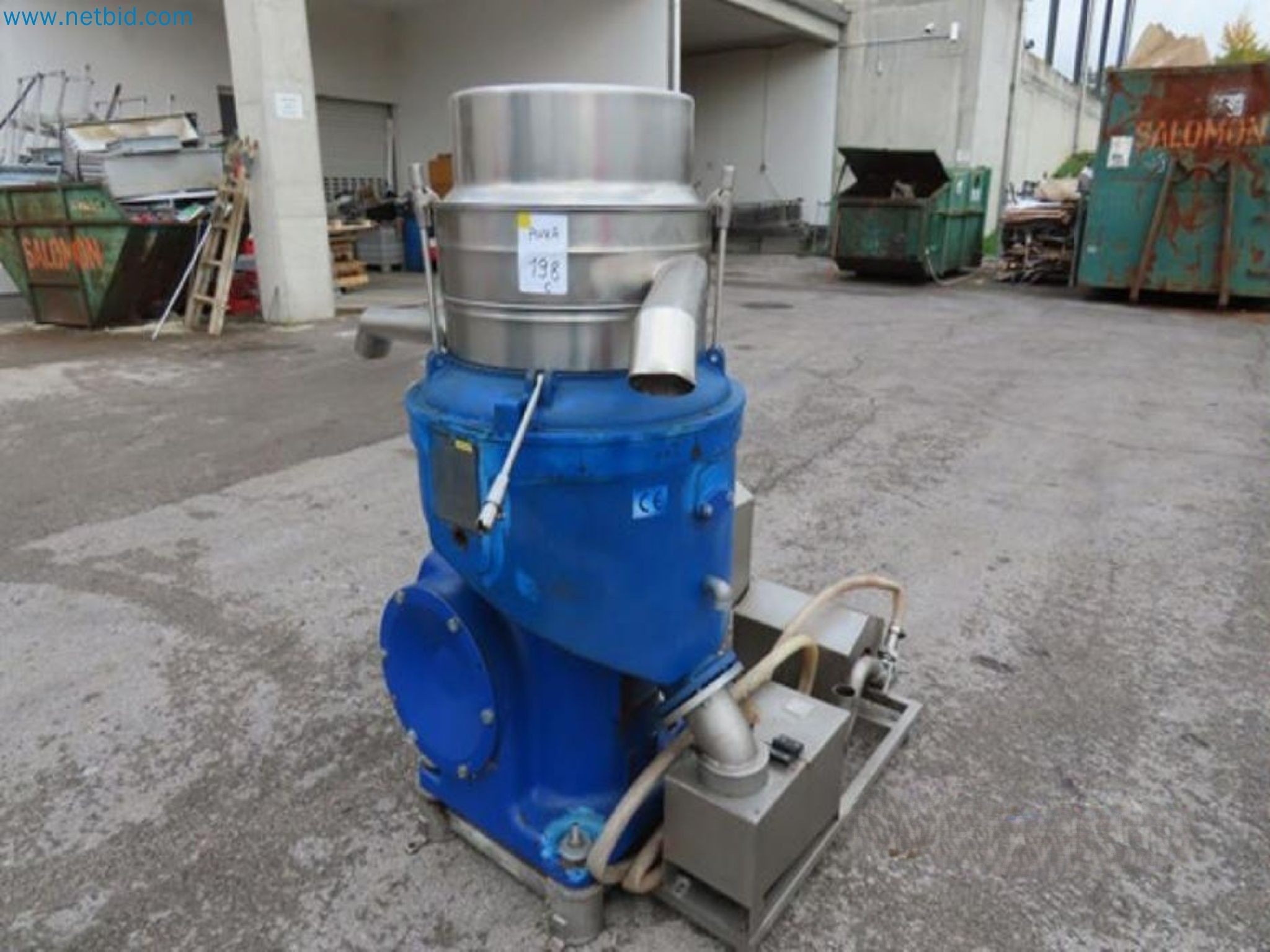 Meat and poultry processing machinery and equipment
-1