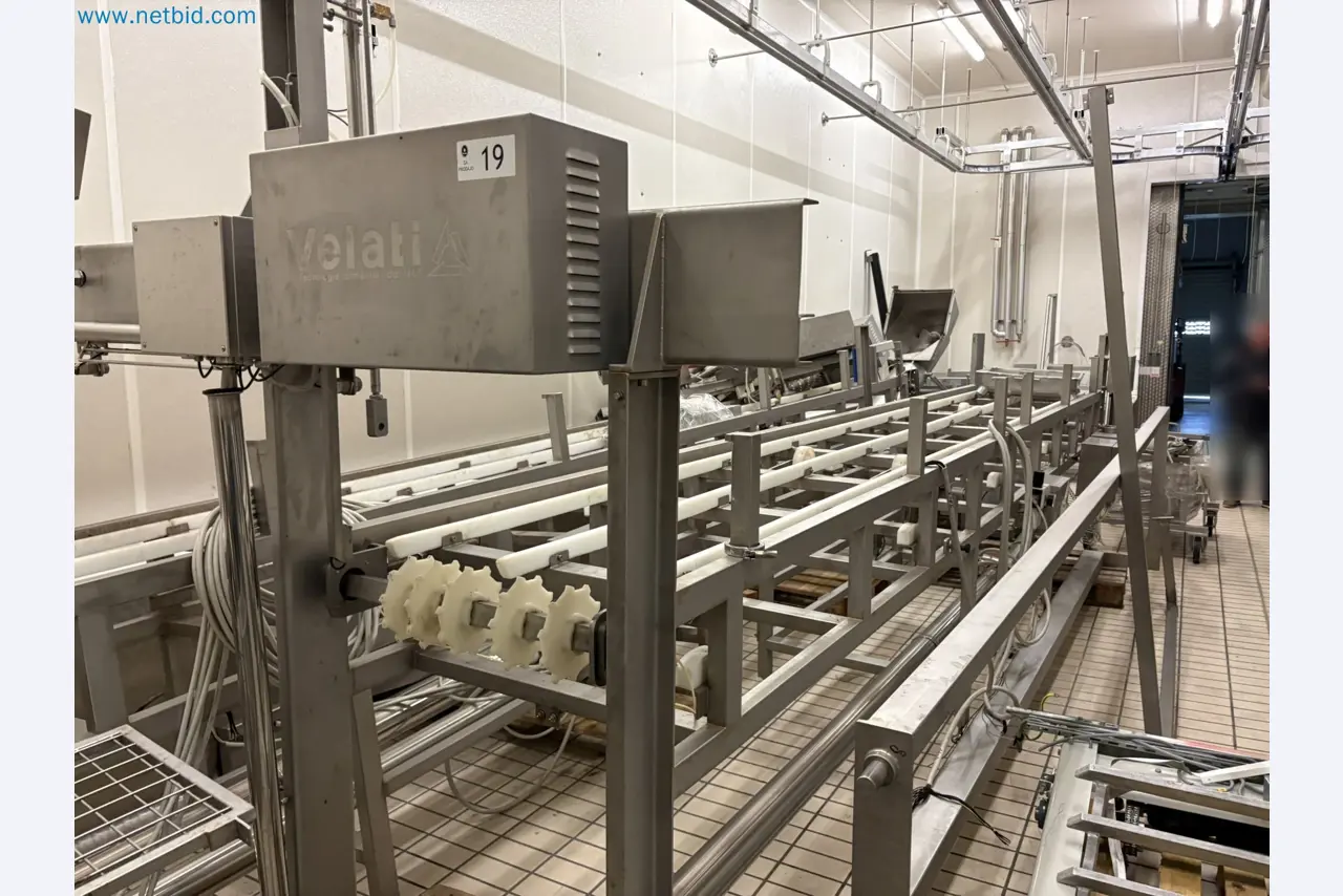 Meat and poultry processing machinery and equipment
-11