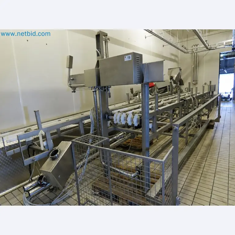 Meat and poultry processing machinery and equipment
-1