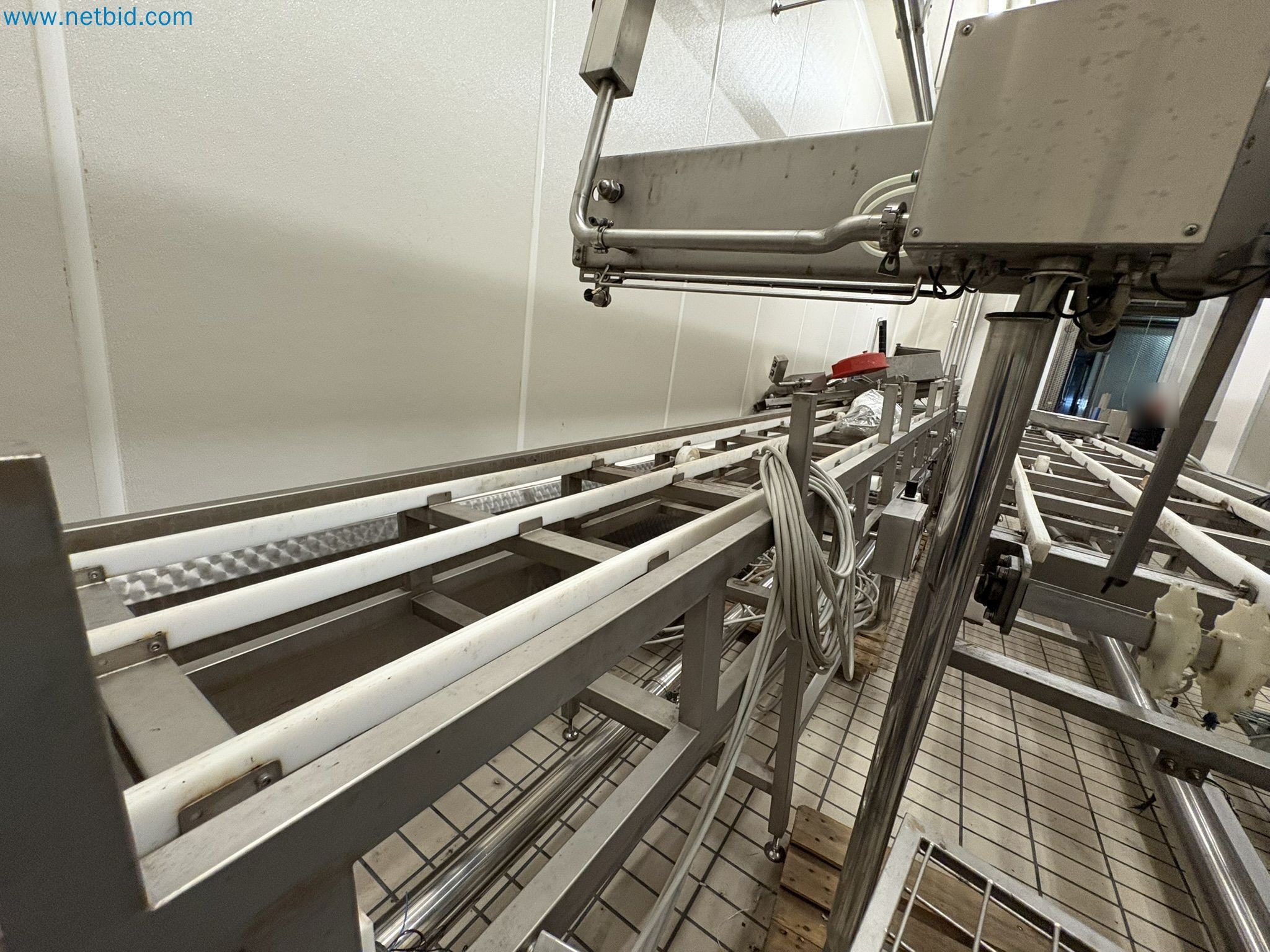 Meat and poultry processing machinery and equipment
-2