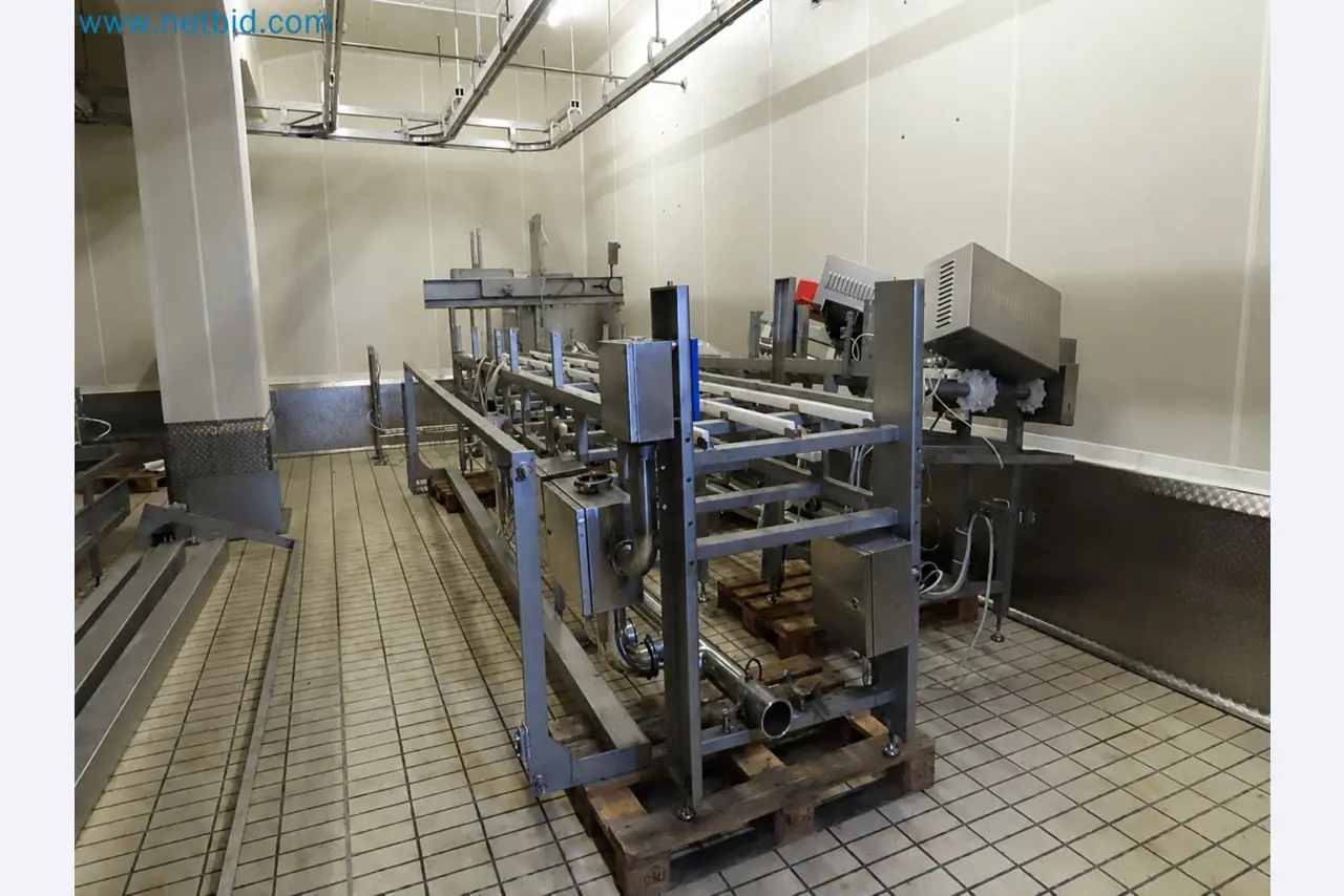 Meat and poultry processing machinery and equipment
-4