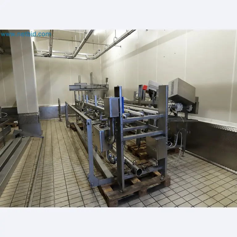 Meat and poultry processing machinery and equipment
-4
