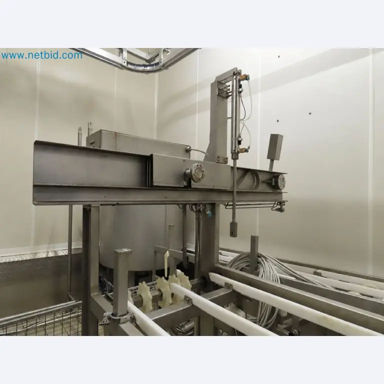 Meat and poultry processing machinery and equipment
-5